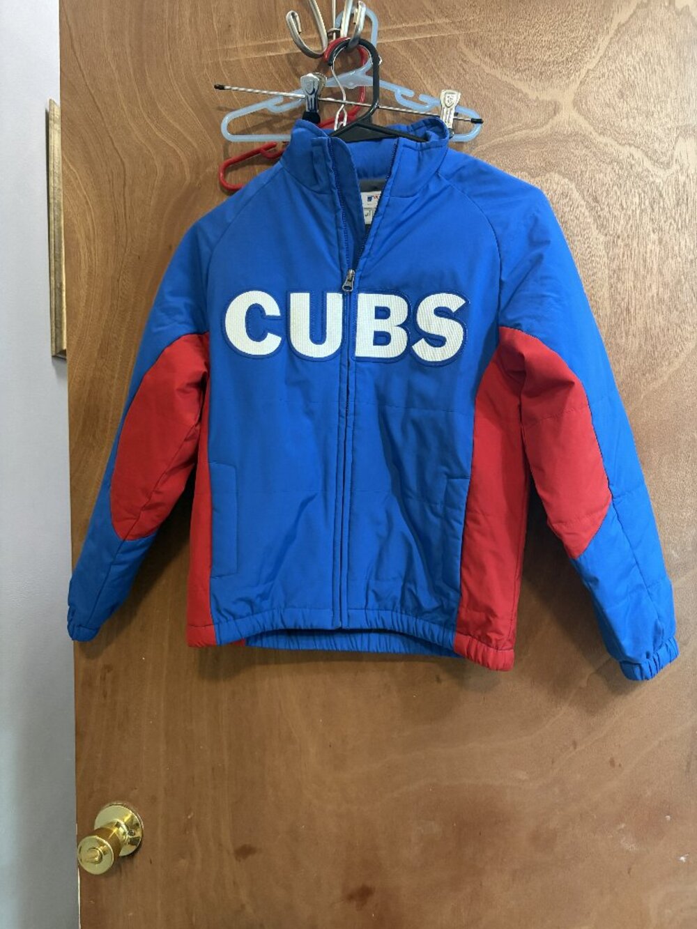 Boy's size S Chicago Cubs Bomber Jacket size 9 /10 Name is written on the inside
